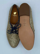 Load image into Gallery viewer, Women's Bobbies Shoes, 7.5
