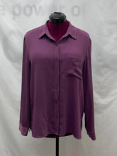 Load image into Gallery viewer, Women's Simons Long Sleeve Blouse, Extra Large
