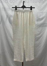 Load image into Gallery viewer, Women's 'POKOLOCO' Pants, Small
