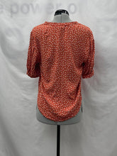 Load image into Gallery viewer, Women's RW&amp;CO Short Sleeve Top, Small
