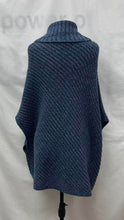 Load image into Gallery viewer, Women's Banana Republic Poncho, Medium
