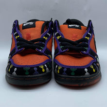 Load image into Gallery viewer, Women's Nike Shoes, 8.5
