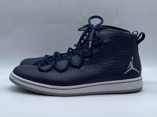 Load image into Gallery viewer, Men's Nike 'Air Jordan' Sneakers, 10
