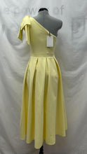 Load image into Gallery viewer, Women's Club L Dress, 6
