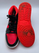 Load image into Gallery viewer, Men's Nike 'Air Jordan' Shoes, 9
