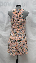 Load image into Gallery viewer, Women's Banana Republic Dress, 2
