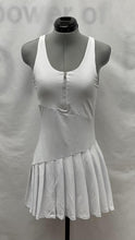 Load image into Gallery viewer, Women's Amazhiyu Athletic Dress, Small
