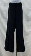 Load image into Gallery viewer, Women's Burberry Pants, 10
