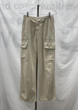 Load image into Gallery viewer, Women's Zara Cargo Pants, 2
