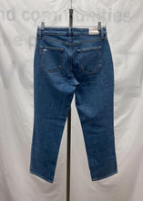 Load image into Gallery viewer, Women's Paige Jeans, 29
