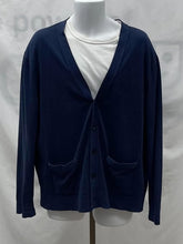 Load image into Gallery viewer, Men's Banana Republic Long Sleeve Top, Large
