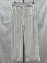 Load image into Gallery viewer, Women's Abercrombie &amp; Fitch Pants, 12
