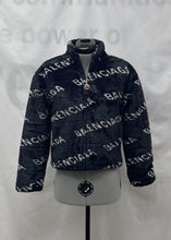 Load image into Gallery viewer, Women's Balenciaga Coat, Medium
