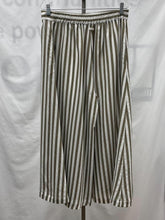 Load image into Gallery viewer, Women's Humility Pants, 44

