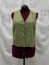 Load image into Gallery viewer, Women's RW&amp;CO Sleeveless Top, Medium

