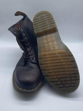 Load image into Gallery viewer, Men's Dr. Martens Boots, 13
