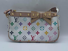 Load image into Gallery viewer, Women's Louis Vuitton Purse
