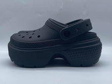 Load image into Gallery viewer, Crocs Stomp Clog, W6/M4
