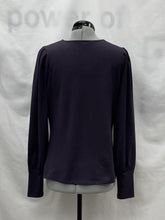 Load image into Gallery viewer, Women's RW&amp;CO Long Sleeve Top, Small
