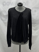 Load image into Gallery viewer, Women's 'Uno Più Uno' Long Sleeve Cardigan, Large
