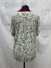 Load image into Gallery viewer, Women's Yest Short Sleeve Top, 14

